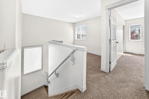 8314 180A Avenue Nw, Edmonton, AB - Indoor Photo Showing Other Room