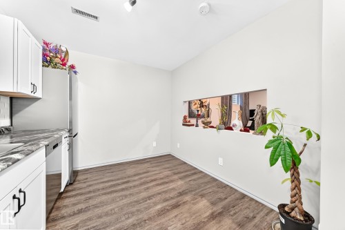 8314 180A Avenue Nw, Edmonton, AB - Indoor