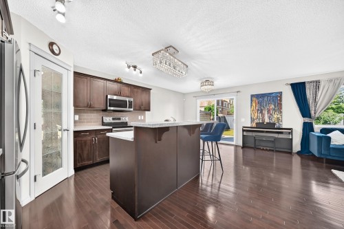 8314 180A Avenue Nw, Edmonton, AB - Indoor Photo Showing Kitchen