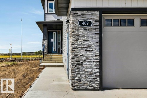 409 Robinson Boulevard, Leduc, AB - Outdoor