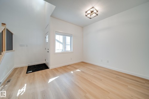 10 Blackbird Bend, Fort Saskatchewan, AB - Indoor Photo Showing Other Room