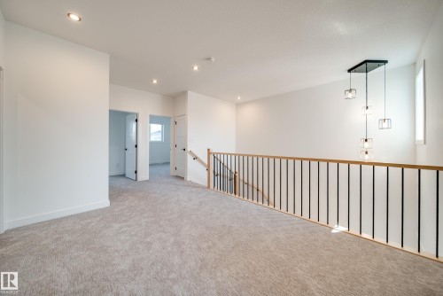 10 Blackbird Bend, Fort Saskatchewan, AB - Indoor Photo Showing Other Room