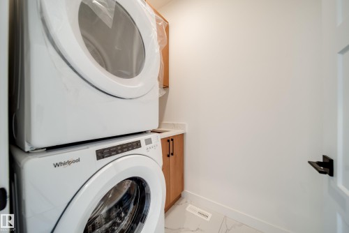 10 Blackbird Bend, Fort Saskatchewan, AB - Indoor Photo Showing Laundry Room