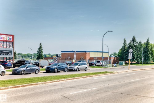 7215 144 Avenue Nw, Edmonton, AB - Outdoor