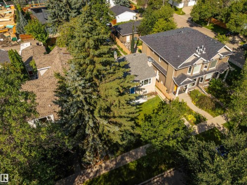 8850 89 Street Nw, Edmonton, AB 