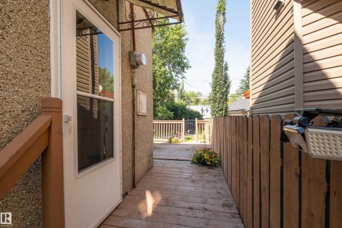 8850 89 Street Nw, Edmonton, AB 