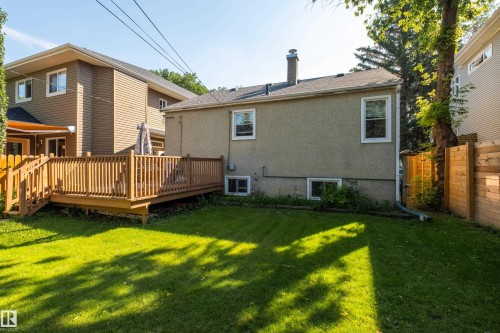 8850 89 Street Nw, Edmonton, AB 