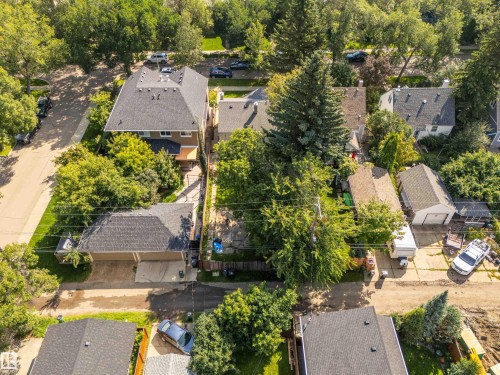 8850 89 Street Nw, Edmonton, AB 