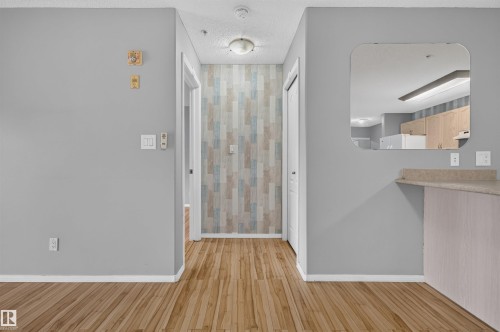 #236 592 Hooke Rd Nw, Edmonton, AB - Indoor Photo Showing Other Room