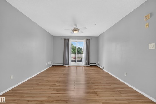 #236 592 Hooke Rd Nw, Edmonton, AB - Indoor Photo Showing Other Room