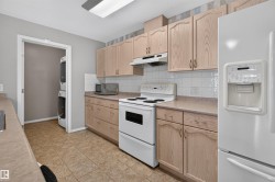 #236 592 HOOKE RD NW  Edmonton, AB T5A 5H2