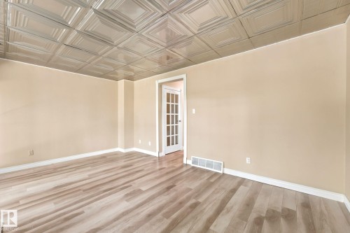#41 4707 126 Av Nw, Edmonton, AB - Indoor Photo Showing Other Room