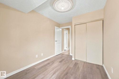 #41 4707 126 Av Nw, Edmonton, AB - Indoor Photo Showing Other Room