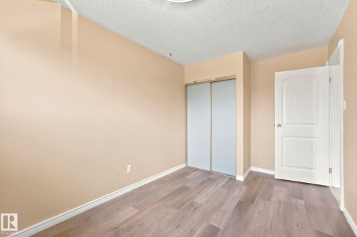 #41 4707 126 Av Nw, Edmonton, AB - Indoor Photo Showing Other Room