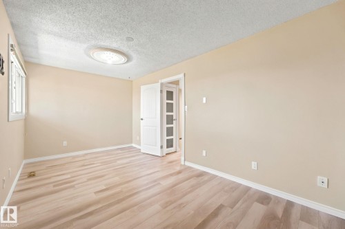 #41 4707 126 Av Nw, Edmonton, AB - Indoor Photo Showing Other Room