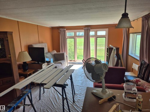 463051 Range Road 64, Rural Wetaskiwin County, AB - Indoor