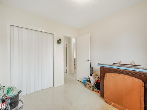 6206 132 Avenue Nw, Edmonton, AB - Indoor