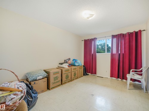 6206 132 Avenue Nw, Edmonton, AB - Indoor