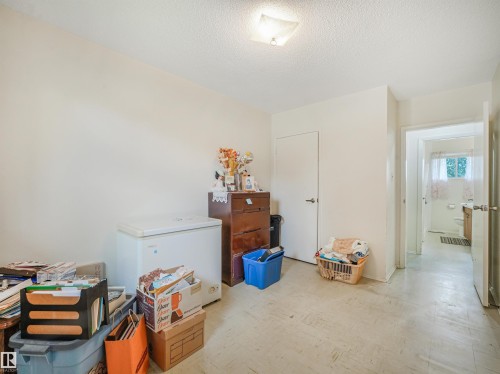 6206 132 Avenue Nw, Edmonton, AB - Indoor