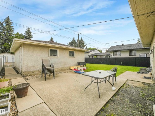 6206 132 Avenue Nw, Edmonton, AB - Outdoor