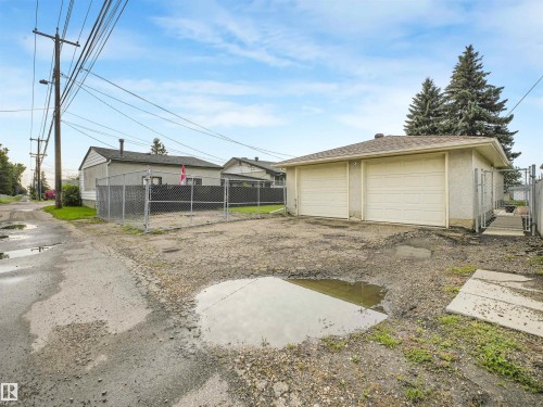 6206 132 Avenue Nw, Edmonton, AB - Outdoor