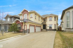 6823 18 Avenue SW  Edmonton, AB T6X 0C9