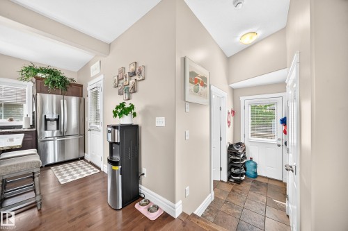 301 Sheridan Way, Leduc, AB - Indoor Photo Showing Other Room