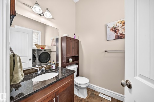 301 Sheridan Way, Leduc, AB - Indoor Photo Showing Bathroom