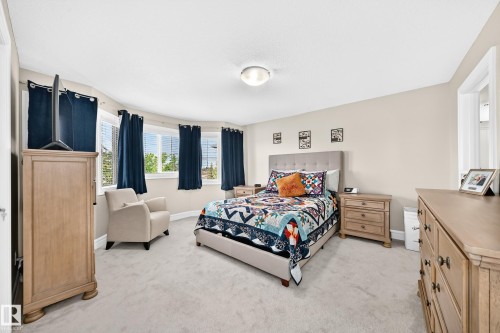 301 Sheridan Way, Leduc, AB - Indoor Photo Showing Bedroom