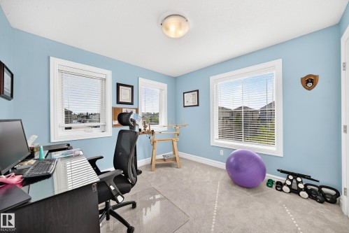 301 Sheridan Way, Leduc, AB - Indoor Photo Showing Office