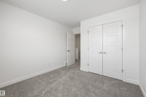 4178 Kinglet Drive Nw, Edmonton, AB - Indoor Photo Showing Other Room