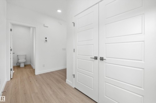 4178 Kinglet Drive Nw, Edmonton, AB - Indoor Photo Showing Other Room