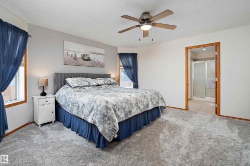 1 Linksview Cl, Spruce Grove, AB - Indoor Photo Showing Bedroom