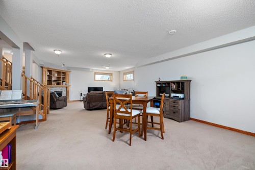 1 Linksview Cl, Spruce Grove, AB - Indoor