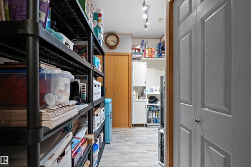 1 Linksview Cl, Spruce Grove, AB - Indoor Photo Showing Other Room