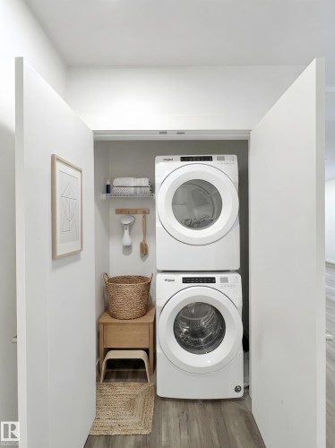 #310 11503 76 Av Nw, Edmonton, AB - Indoor Photo Showing Laundry Room
