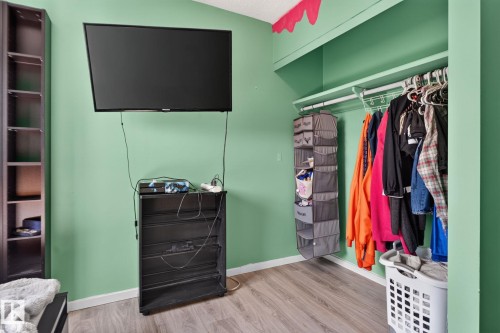 Additional content - 8031 27 Avenue Nw, Edmonton, AB - Indoor