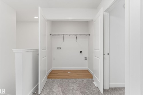 20808 40 Avenue Nw, Edmonton, AB - Indoor Photo Showing Other Room