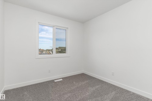 20808 40 Avenue Nw, Edmonton, AB - Indoor Photo Showing Other Room