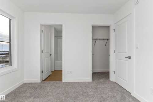 20808 40 Avenue Nw, Edmonton, AB - Indoor Photo Showing Other Room