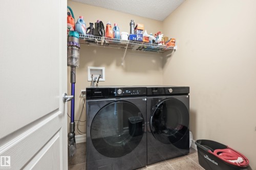 49 Navajo Ln, Fort Saskatchewan, AB - Indoor Photo Showing Laundry Room