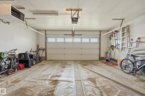 49 Navajo Ln, Fort Saskatchewan, AB - Indoor Photo Showing Garage