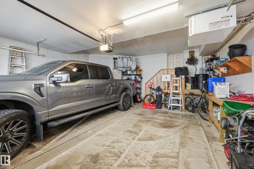 49 Navajo Ln, Fort Saskatchewan, AB - Indoor Photo Showing Garage