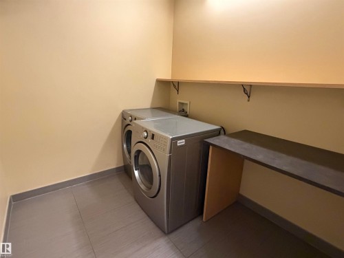 #212 10009 102 Av Nw, Edmonton, AB 