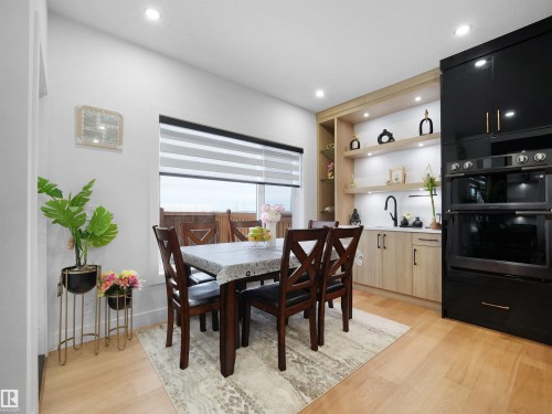 2928 1 Avenue Sw, Edmonton, AB - Indoor Photo Showing Dining Room