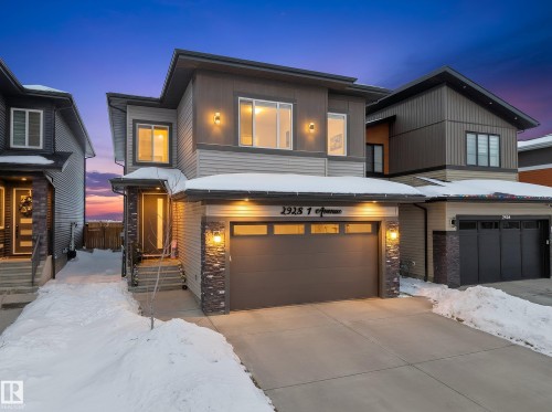 2928 1 Avenue Sw, Edmonton, AB - Outdoor With Facade