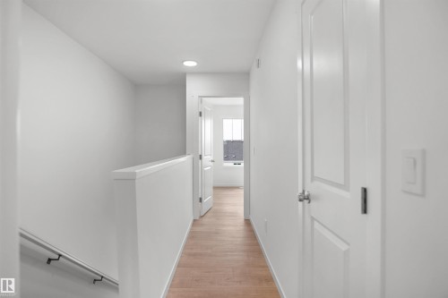 #11 531 Merlin Landing Ld Nw, Edmonton, AB - Indoor Photo Showing Other Room