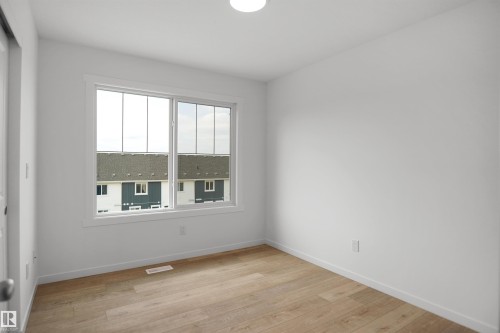 #11 531 Merlin Landing Ld Nw, Edmonton, AB - Indoor Photo Showing Other Room