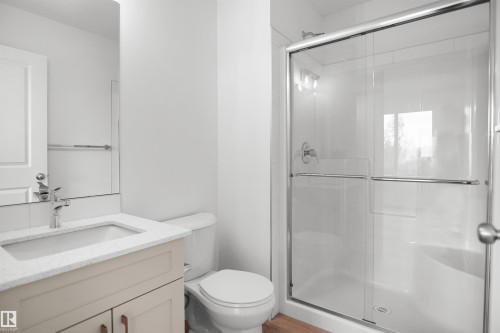 #11 531 Merlin Landing Ld Nw, Edmonton, AB - Indoor Photo Showing Bathroom