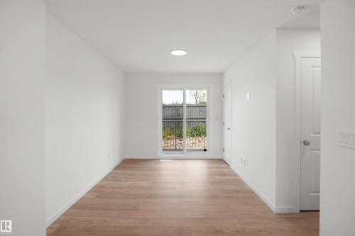 #11 531 Merlin Landing Ld Nw, Edmonton, AB - Indoor Photo Showing Other Room